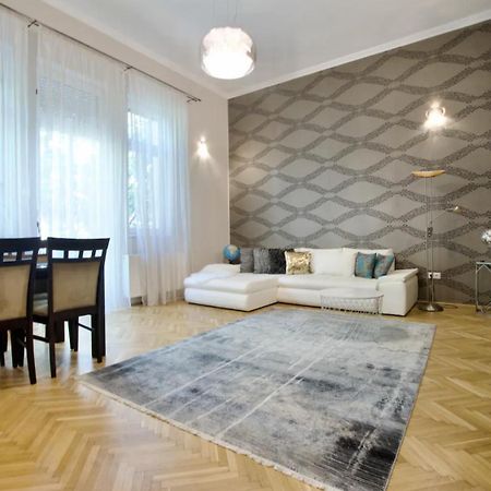 Premium Apartment By Hi5 - Lendvay Palace Budapest Exteriör bild