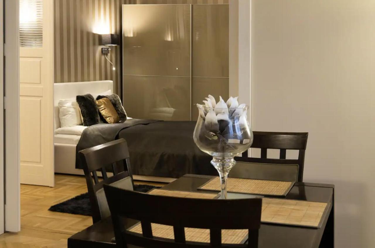 Premium Apartment By Hi5 - Lendvay Palace Budapest Exteriör bild